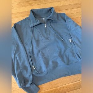 Blue Old navy active sweater